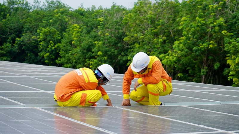 Branchement de panneau solaire sur batterie : Tutoriel détaillé