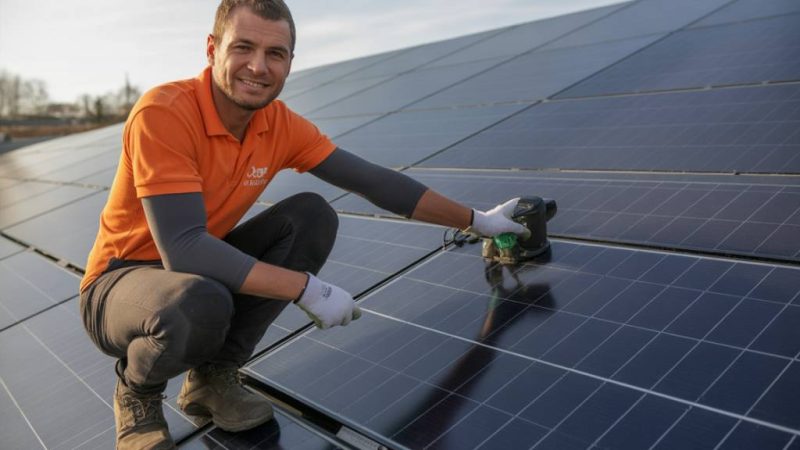 Branchement onduleur hybride : schémas, normes et erreurs à éviter sur une installation photovoltaïque