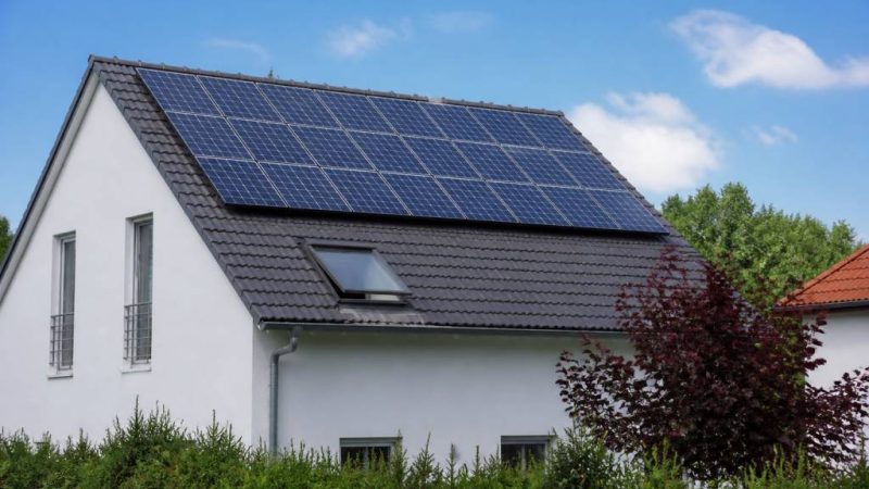 Fournisseur panneau photovoltaique : comment choisir le meilleur partenaire pour votre installation solaire
