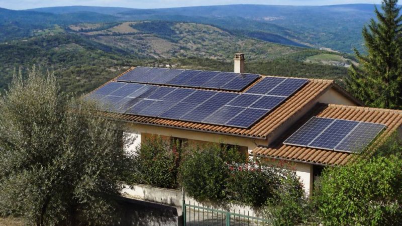 Photovoltaique Loire : guide complet pour une installation solaire rentable dans la Loire