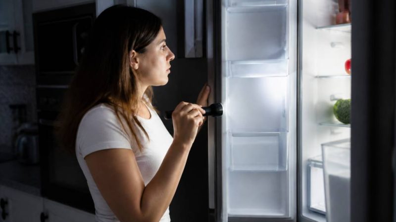 Combien de temps un frigo peut-il rester sans électricité ?