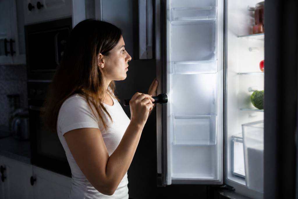 Combien de temps un frigo peut-il rester sans électricité ?